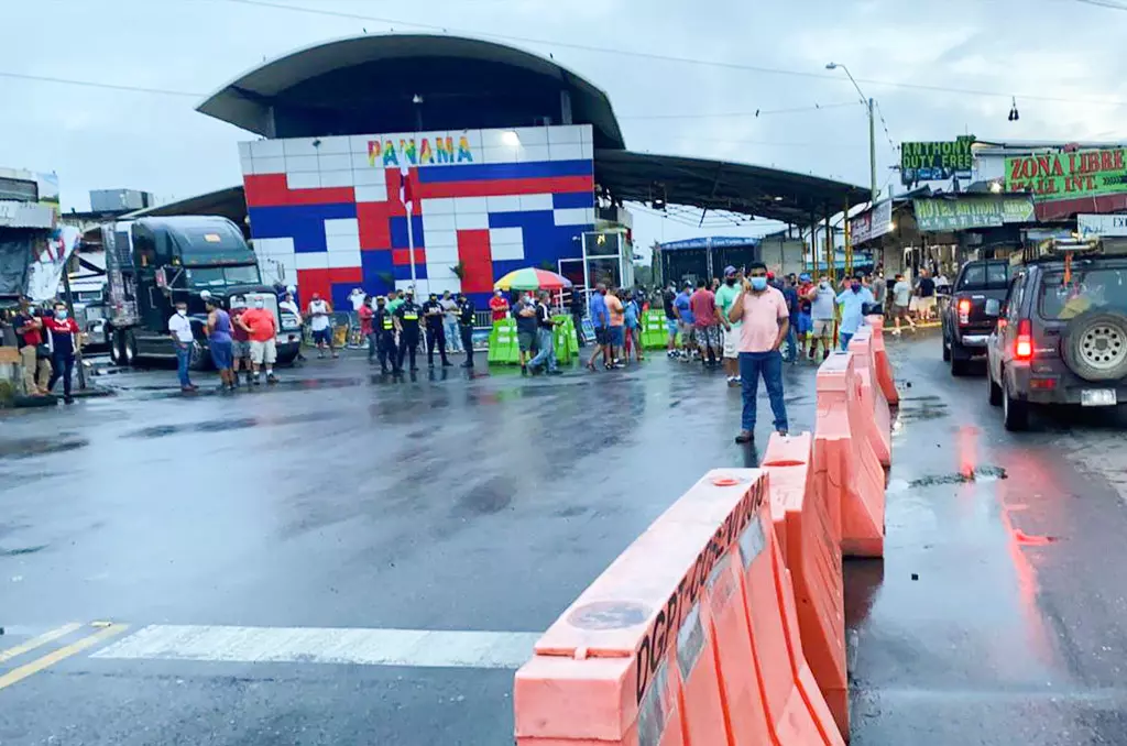 Pan-American Highway at Paso Canoas, Panama-Costa Rica border